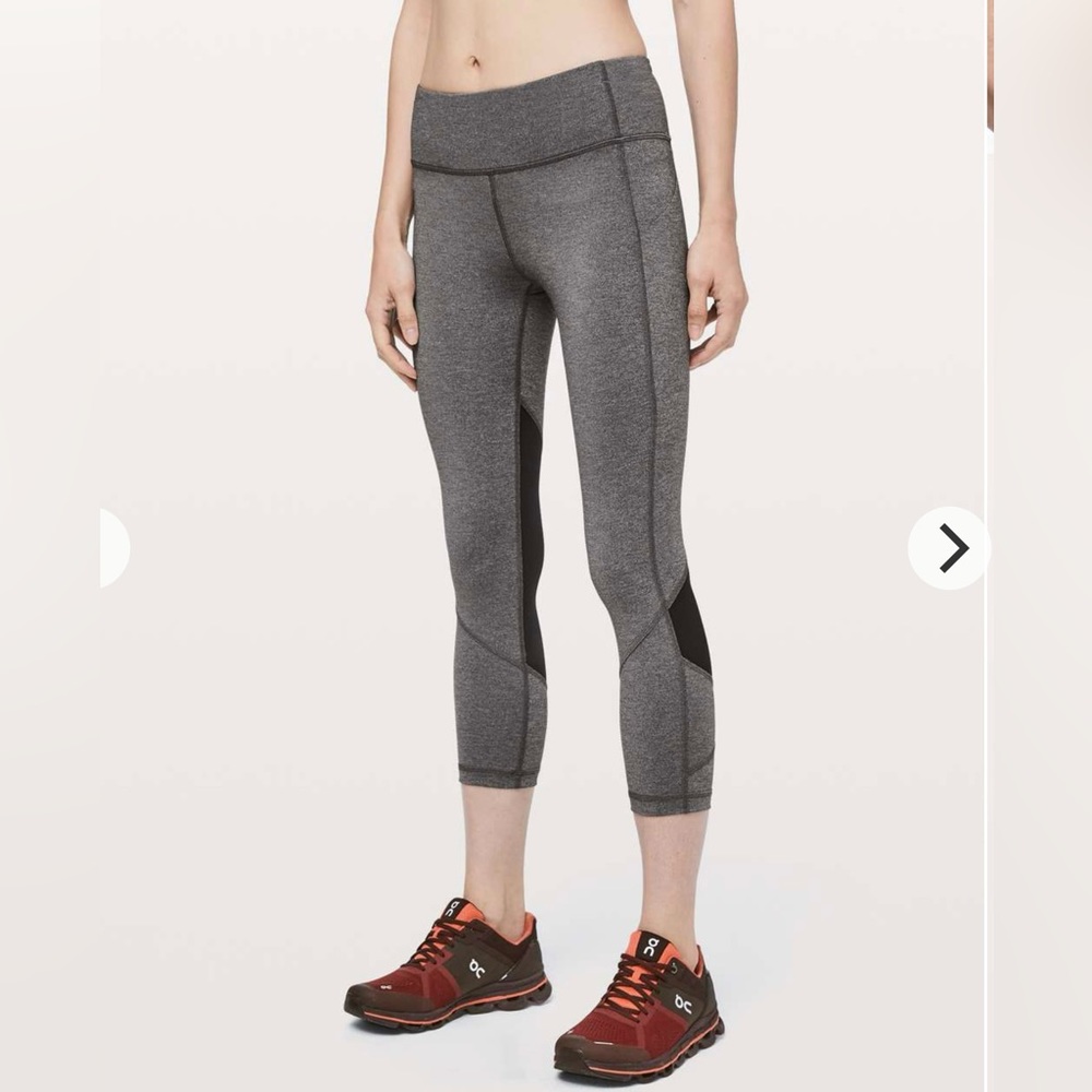 Lululemon Pace Rival Crop 22”- EUC